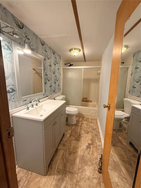 For Sale: $120,000 (3 beds, 1 baths, 1152 Square Feet)