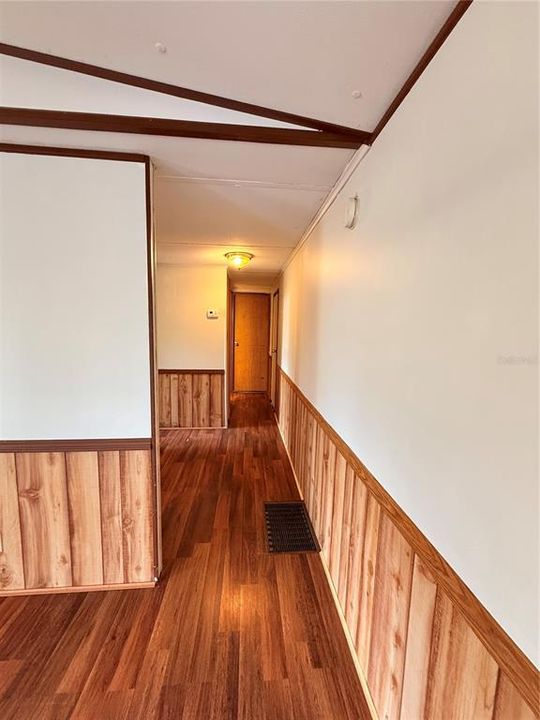 For Sale: $120,000 (3 beds, 1 baths, 1152 Square Feet)