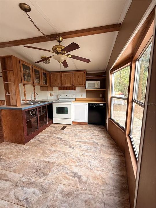 For Sale: $120,000 (3 beds, 1 baths, 1152 Square Feet)