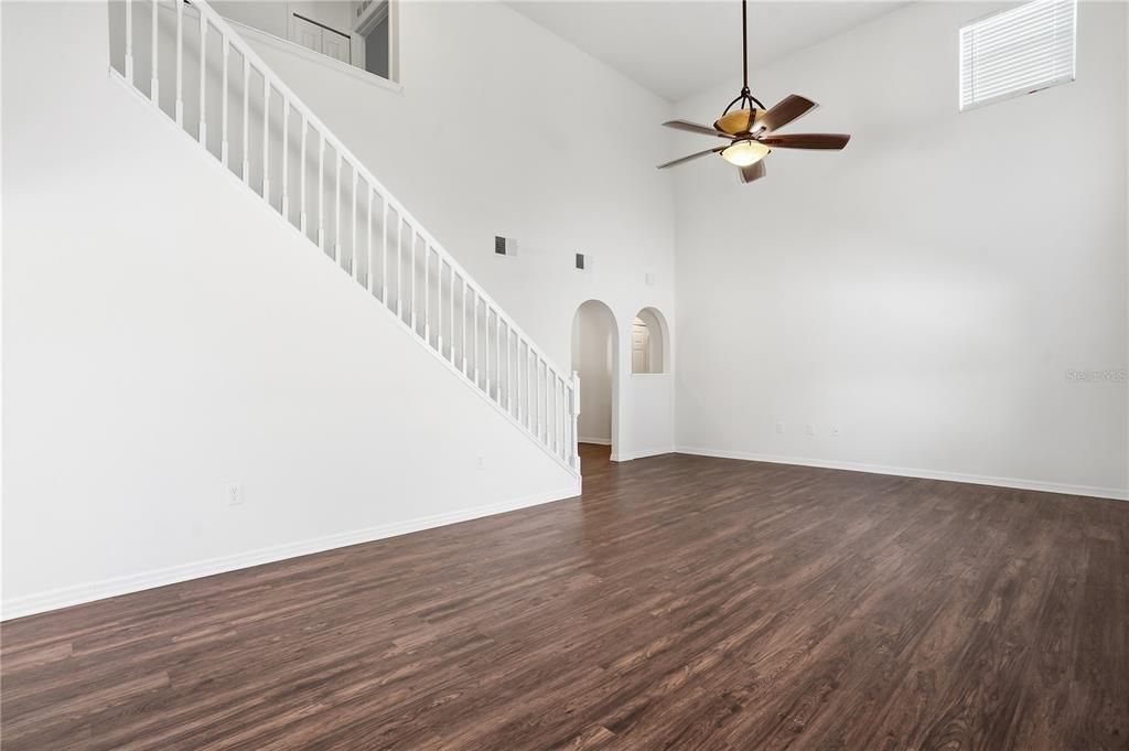 For Sale: $329,900 (4 beds, 3 baths, 2201 Square Feet)