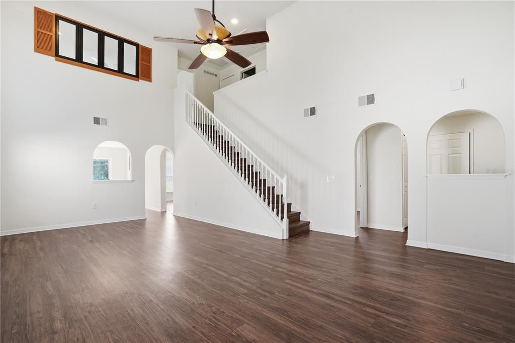 For Sale: $329,900 (4 beds, 3 baths, 2201 Square Feet)