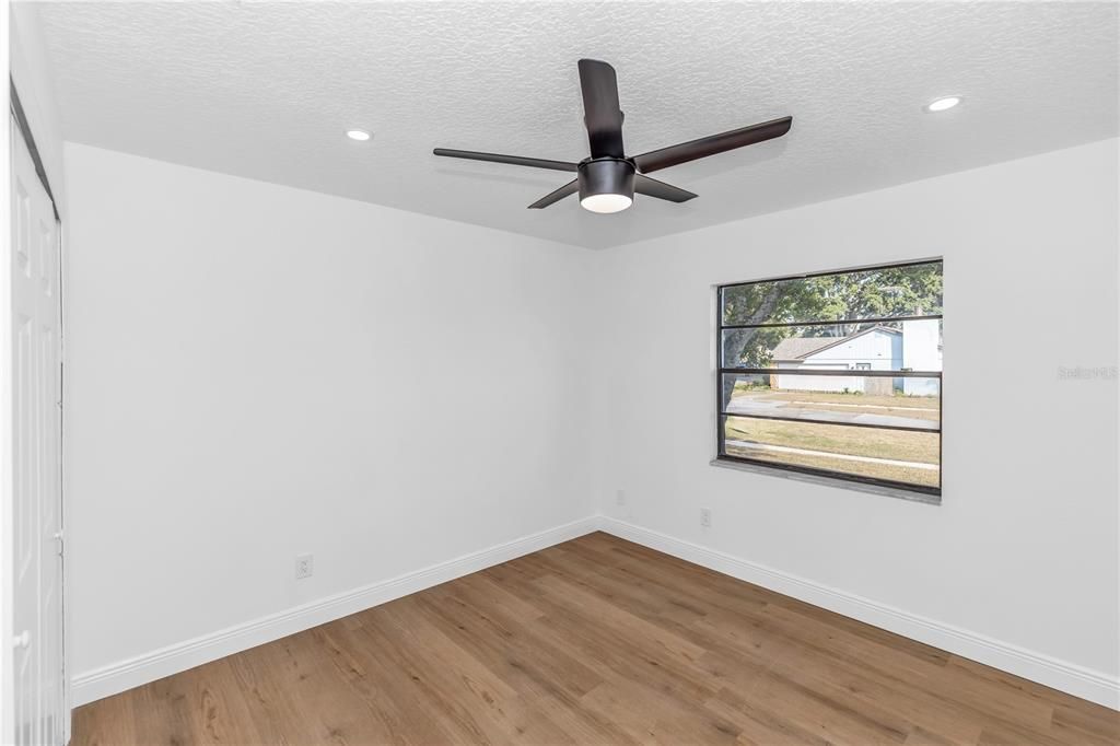 En Venta: $435,000 (4 camas, 2 baños, 1808 Pies cuadrados)