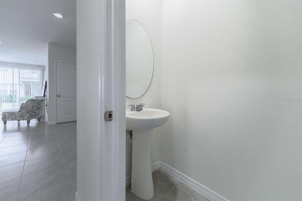 For Sale: $259,900 (2 beds, 2 baths, 1624 Square Feet)