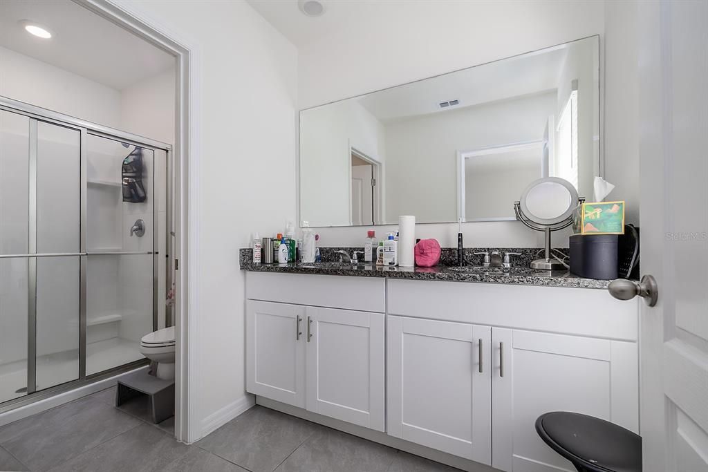 For Sale: $259,900 (2 beds, 2 baths, 1624 Square Feet)