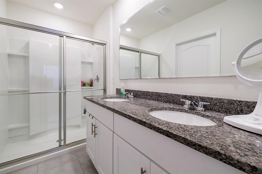 For Sale: $259,900 (2 beds, 2 baths, 1624 Square Feet)