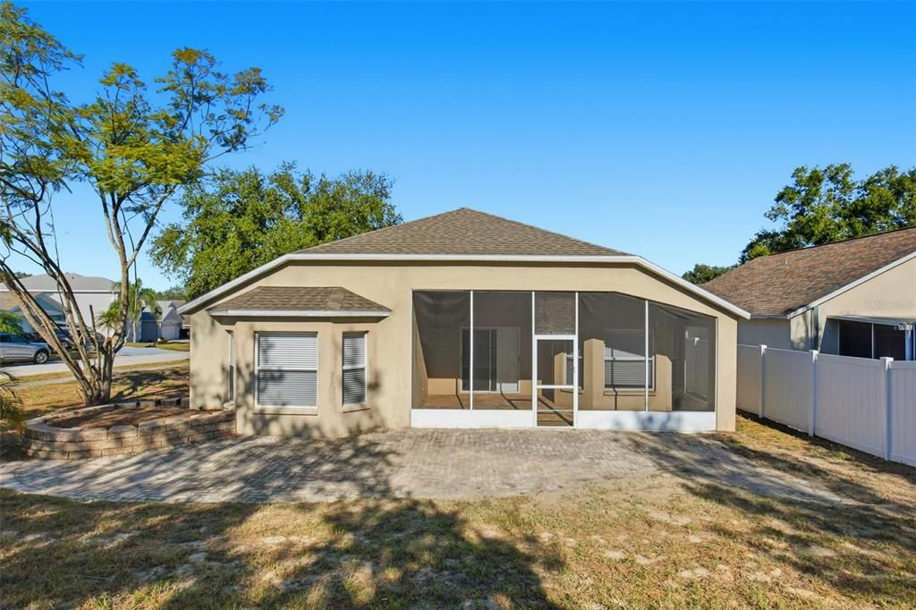 待售: $260,000 (3 贝兹, 2 浴室, 1653 平方英尺)