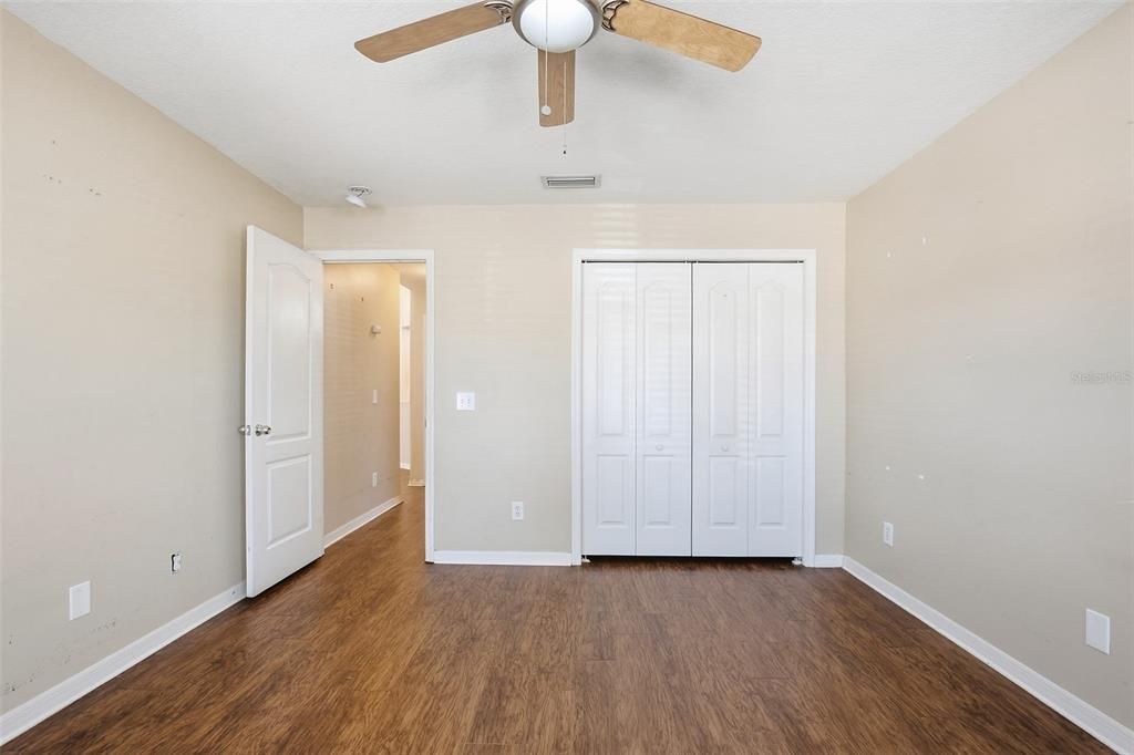 待售: $260,000 (3 贝兹, 2 浴室, 1653 平方英尺)