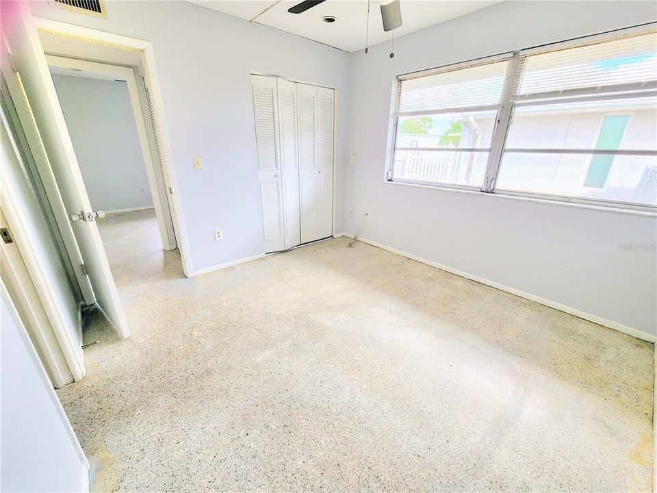 For Sale: $219,000 (3 beds, 2 baths, 1259 Square Feet)