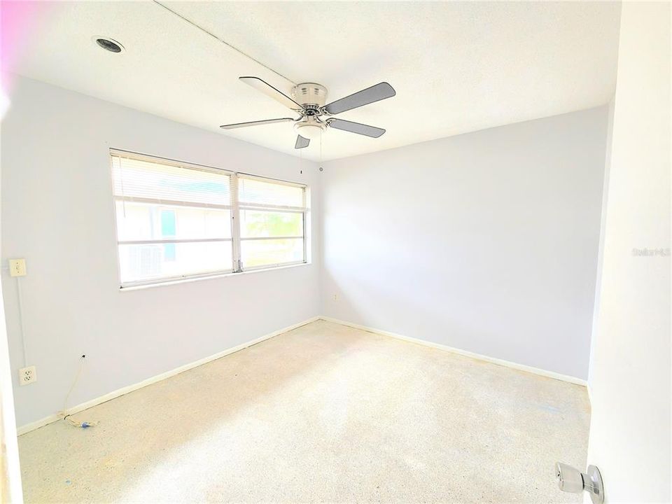 For Sale: $219,000 (3 beds, 2 baths, 1259 Square Feet)