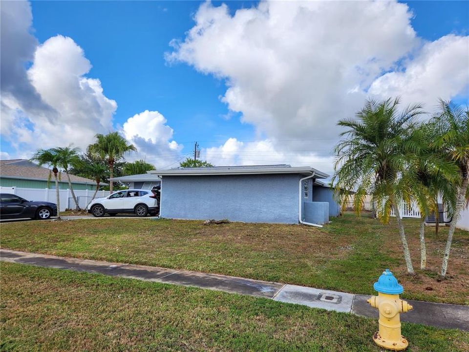 For Sale: $219,000 (3 beds, 2 baths, 1259 Square Feet)