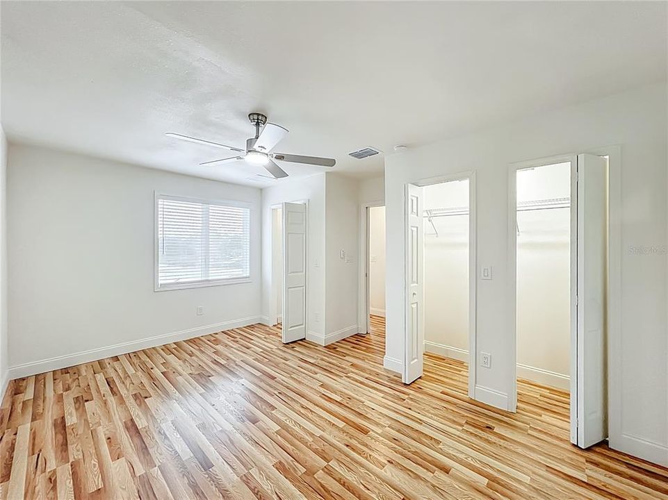 На продажу: $499,900 (6 спален, 4 ванн, 2660 Квадратных фут)