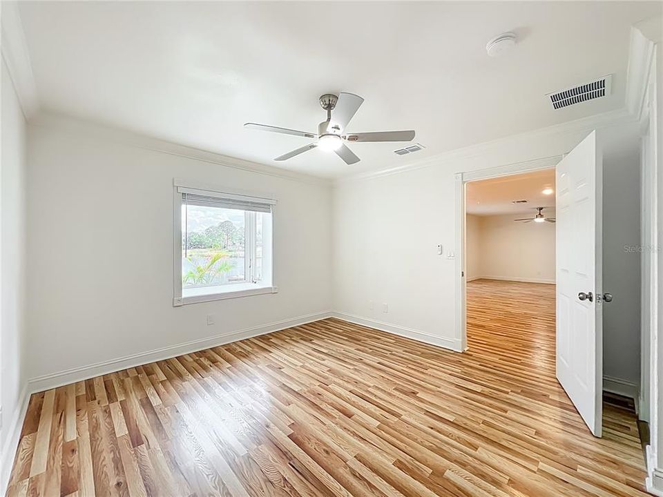 На продажу: $499,900 (6 спален, 4 ванн, 2660 Квадратных фут)