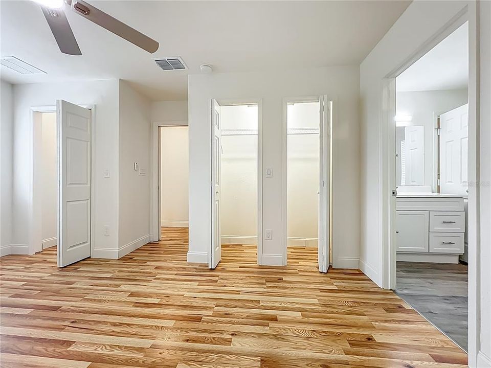 На продажу: $499,900 (6 спален, 4 ванн, 2660 Квадратных фут)