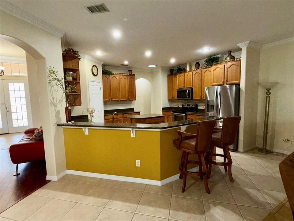 В аренду: $2,400 (4 спален, 3 ванн, 3430 Квадратных фут)