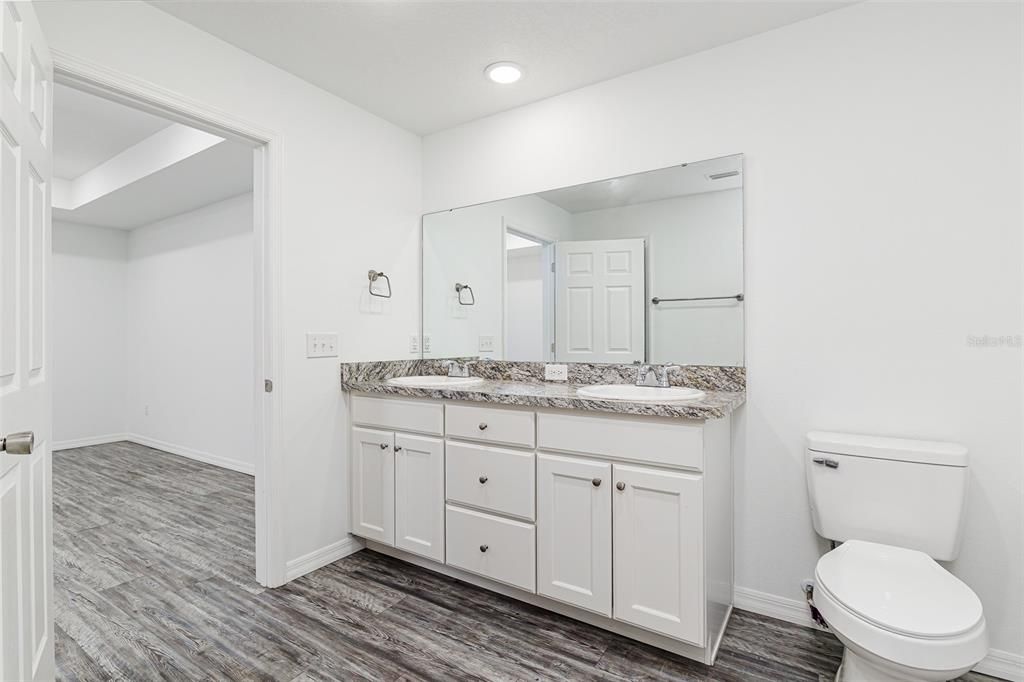 En Venta: $359,900 (3 camas, 2 baños, 1513 Pies cuadrados)