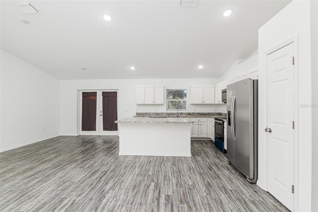 En Venta: $359,900 (3 camas, 2 baños, 1513 Pies cuadrados)