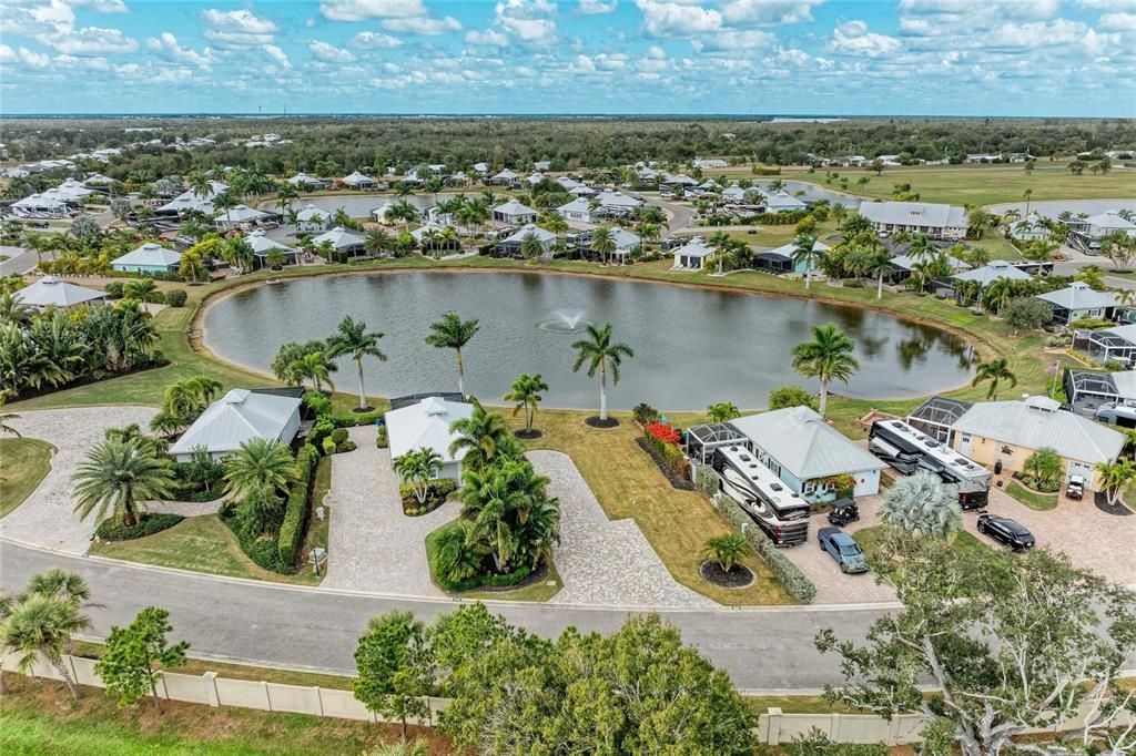 待售: $165,000 (0.13 acres)