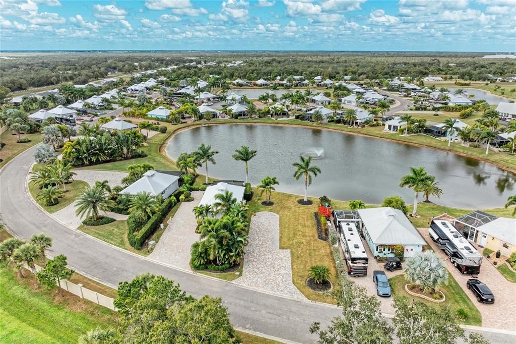 待售: $165,000 (0.13 acres)