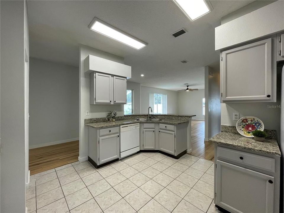 For Rent: $3,000 (3 beds, 2 baths, 2066 Square Feet)