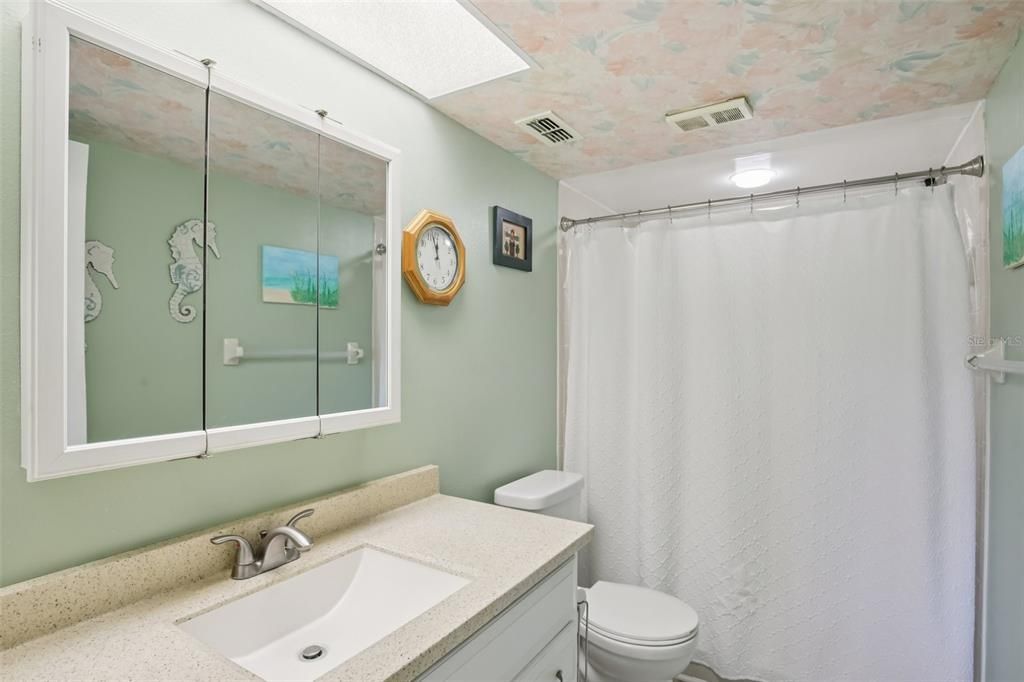 En Venta: $249,000 (2 camas, 2 baños, 1185 Pies cuadrados)