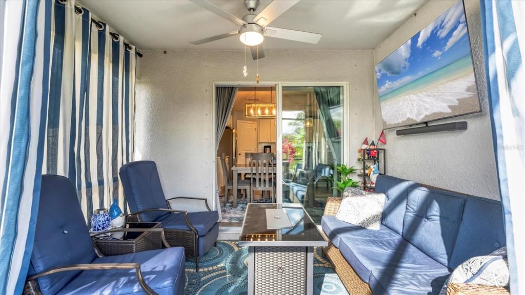 待售: $425,000 (4 贝兹, 2 浴室, 1828 平方英尺)