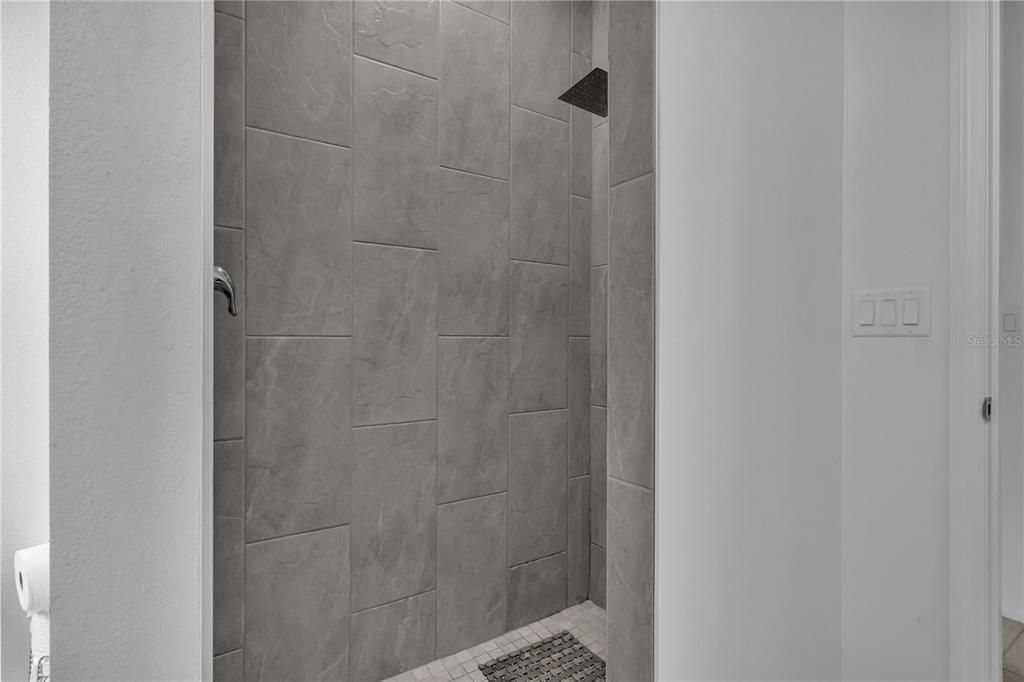 На продажу: $440,000 (2 спален, 1 ванн, 1082 Квадратных фут)