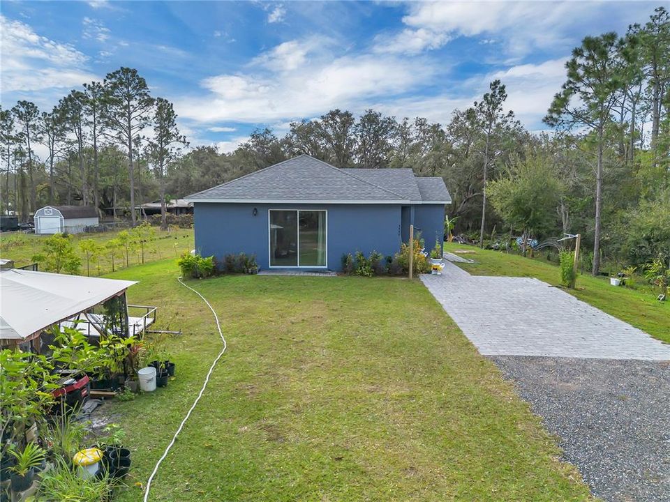 На продажу: $440,000 (2 спален, 1 ванн, 1082 Квадратных фут)