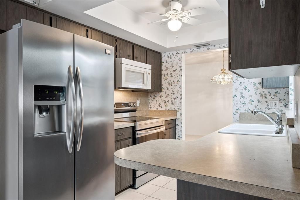 For Sale: $410,000 (3 beds, 2 baths, 1678 Square Feet)