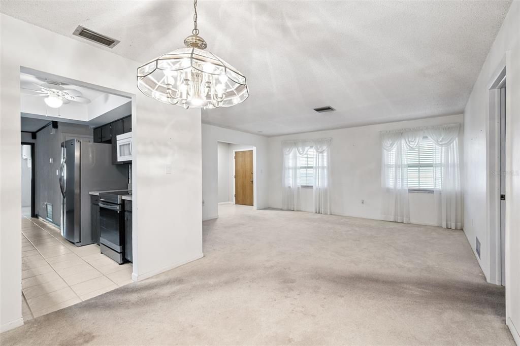 For Sale: $410,000 (3 beds, 2 baths, 1678 Square Feet)