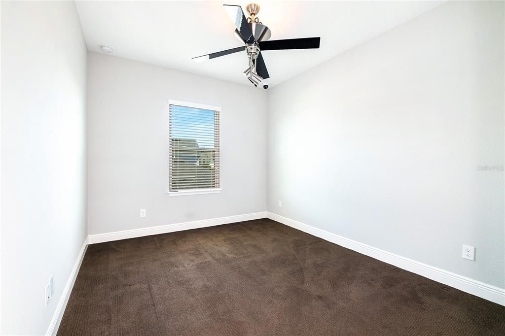 En Renta: $2,850 (3 camas, 2 baños, 1955 Pies cuadrados)