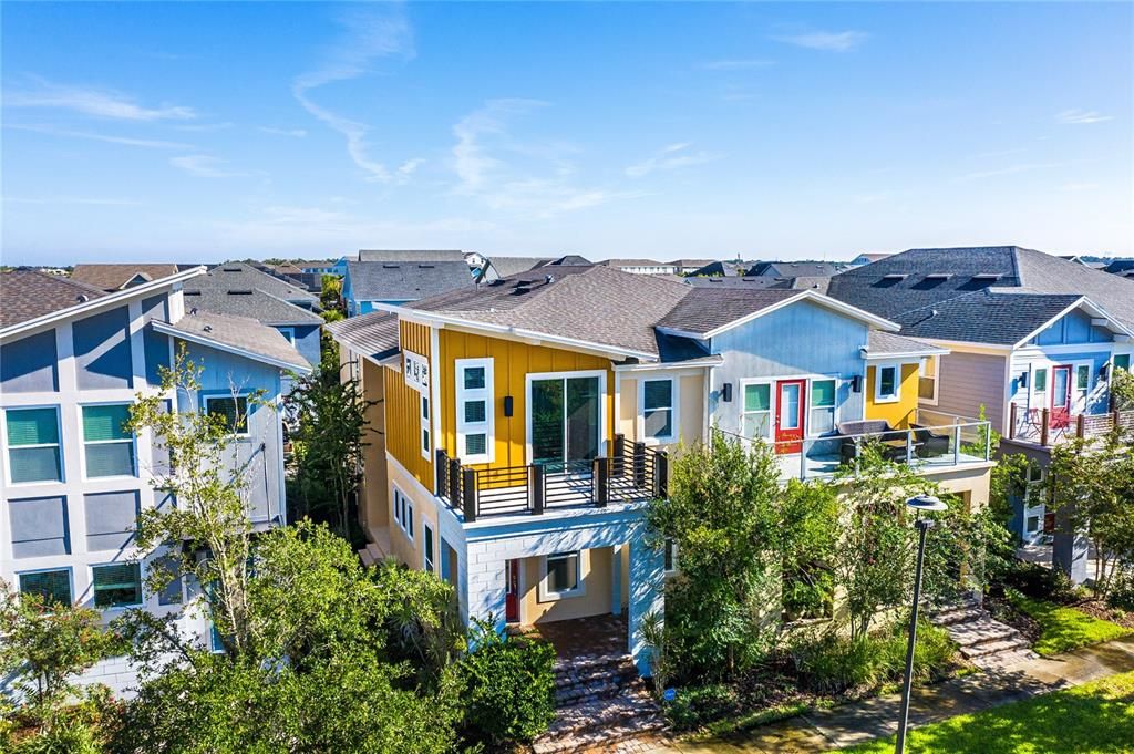 En Renta: $2,850 (3 camas, 2 baños, 1955 Pies cuadrados)