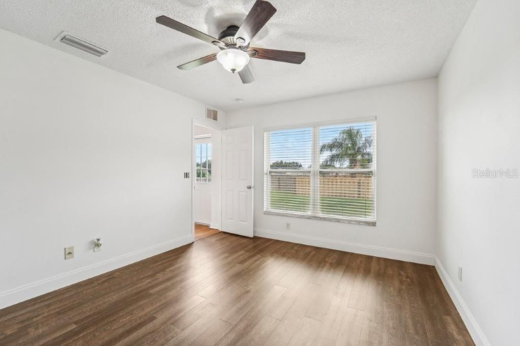 For Sale: $320,000 (3 beds, 2 baths, 1350 Square Feet)