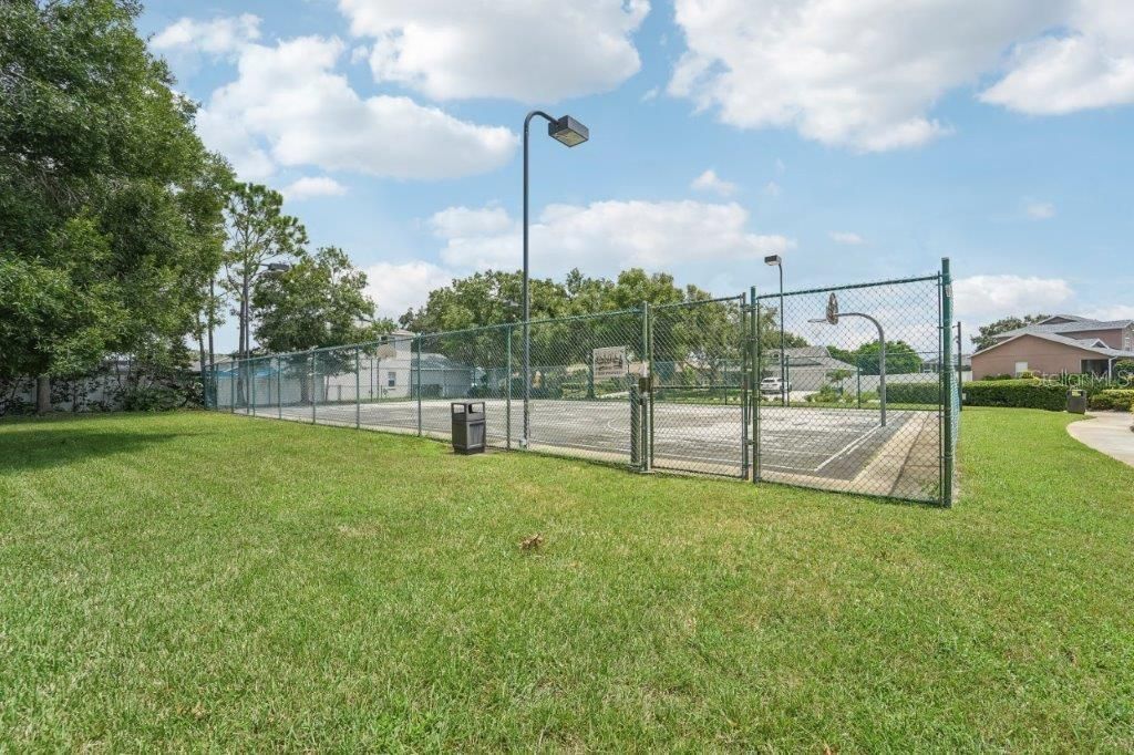 For Sale: $320,000 (3 beds, 2 baths, 1350 Square Feet)