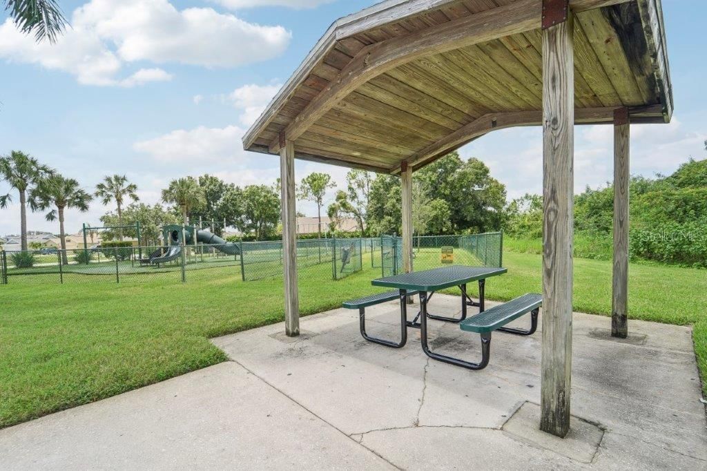 For Sale: $320,000 (3 beds, 2 baths, 1350 Square Feet)