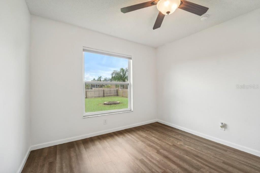 For Sale: $320,000 (3 beds, 2 baths, 1350 Square Feet)