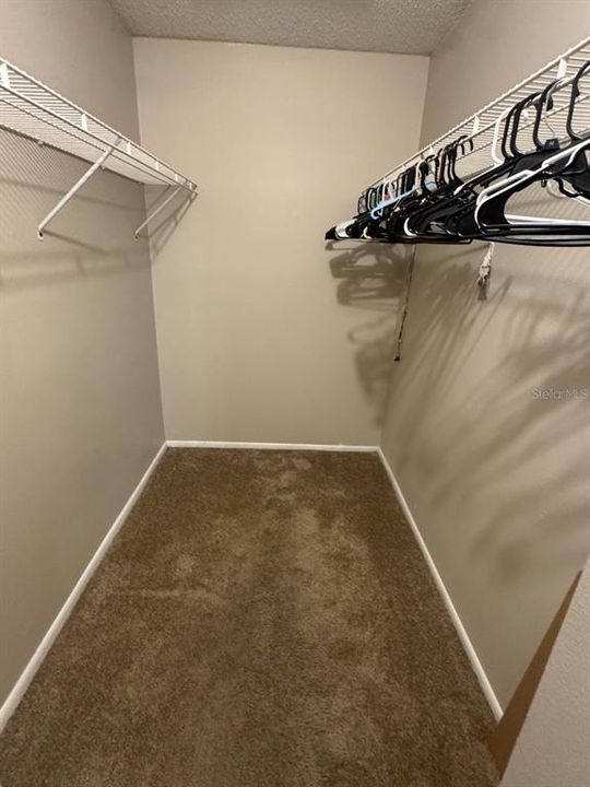 出租: $1,750 (2 贝兹, 2 浴室, 860 平方英尺)