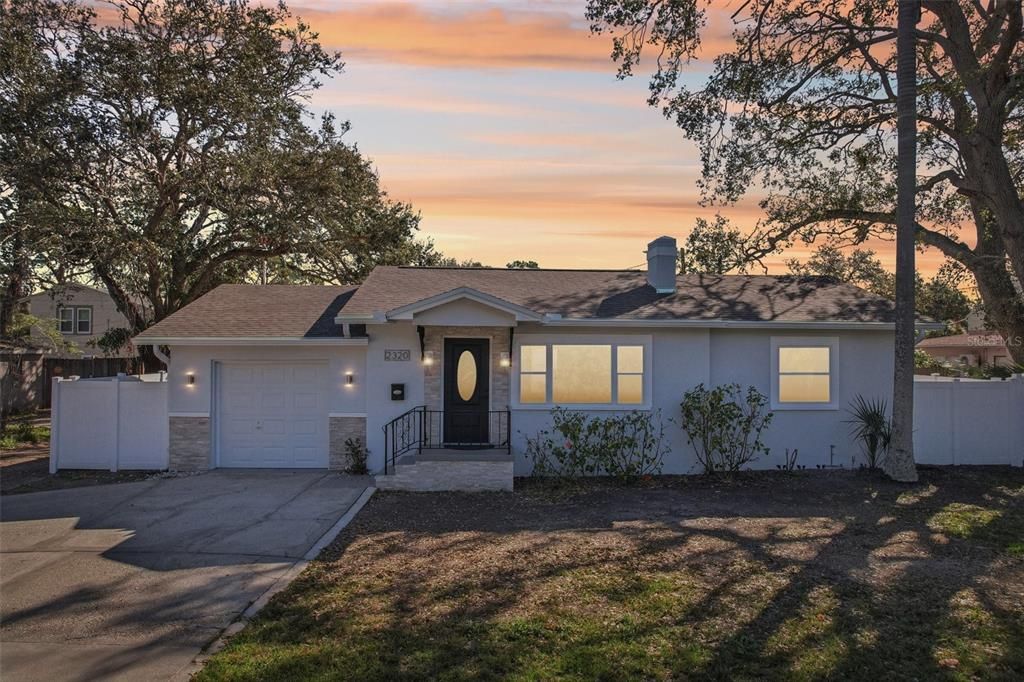 En Venta: $295,000 (2 camas, 1 baños, 1020 Pies cuadrados)