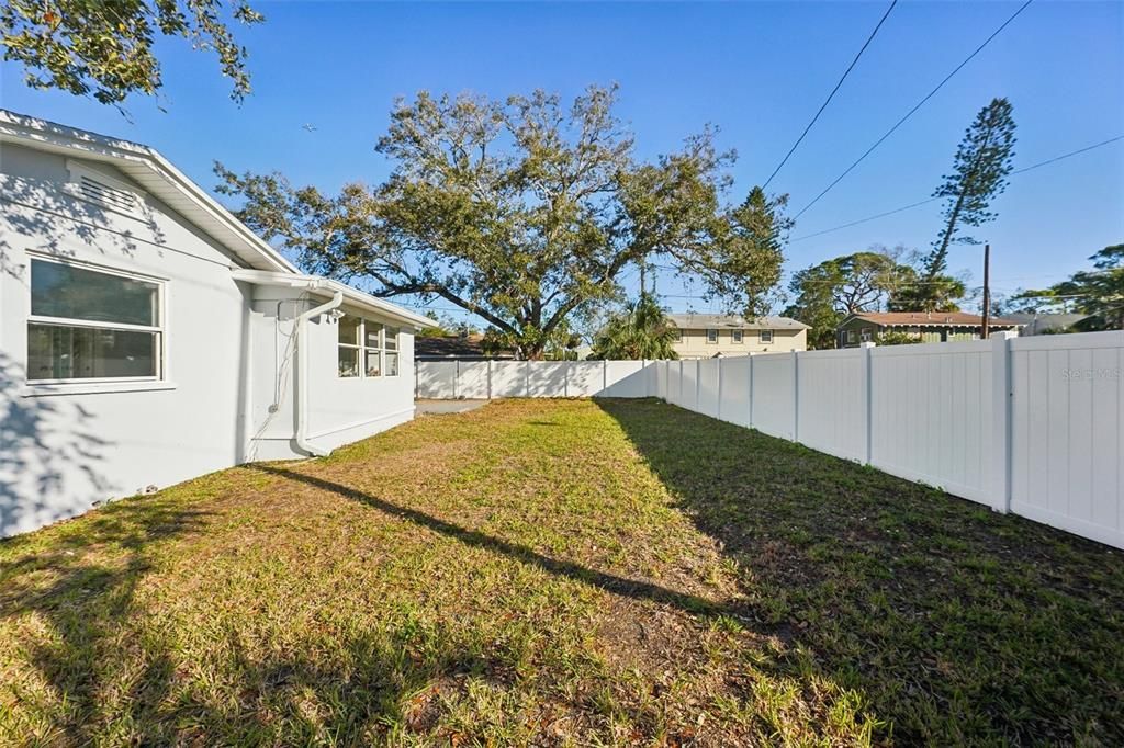 En Venta: $295,000 (2 camas, 1 baños, 1020 Pies cuadrados)