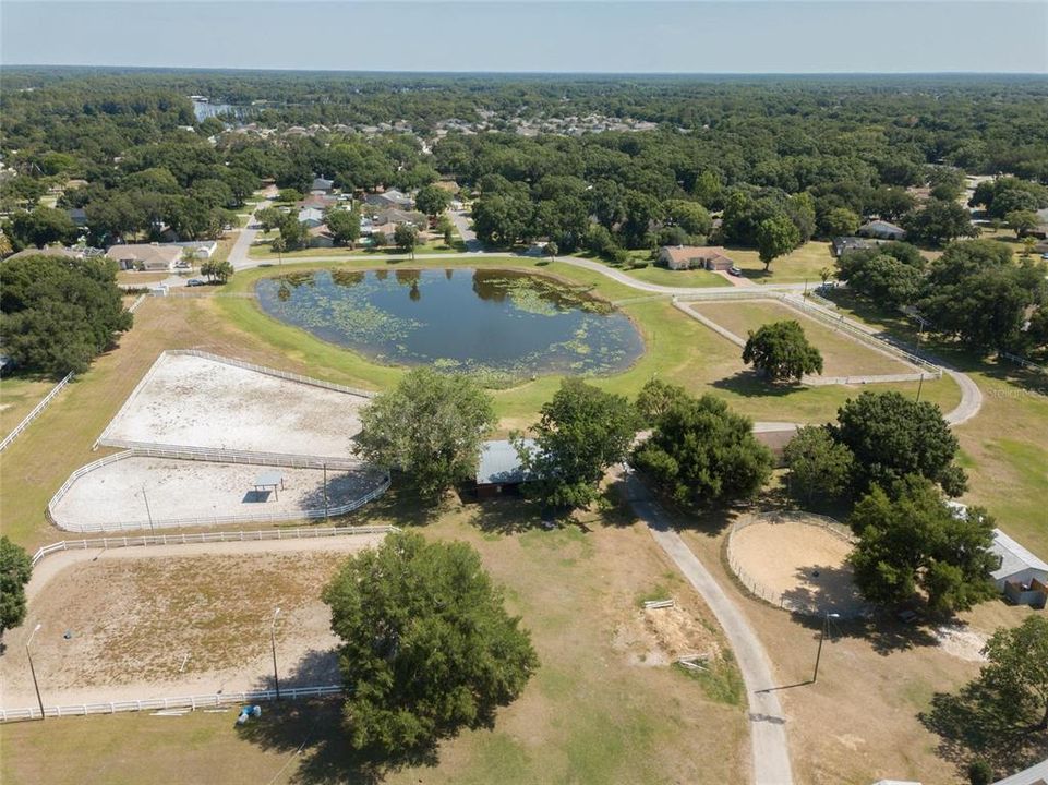 待售: $430,000 (4 贝兹, 2 浴室, 2113 平方英尺)