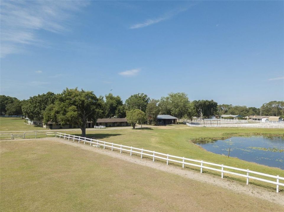 待售: $430,000 (4 贝兹, 2 浴室, 2113 平方英尺)