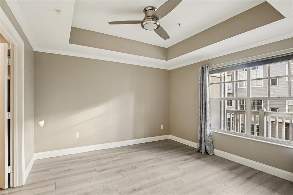 For Sale: $515,000 (2 beds, 2 baths, 1059 Square Feet)