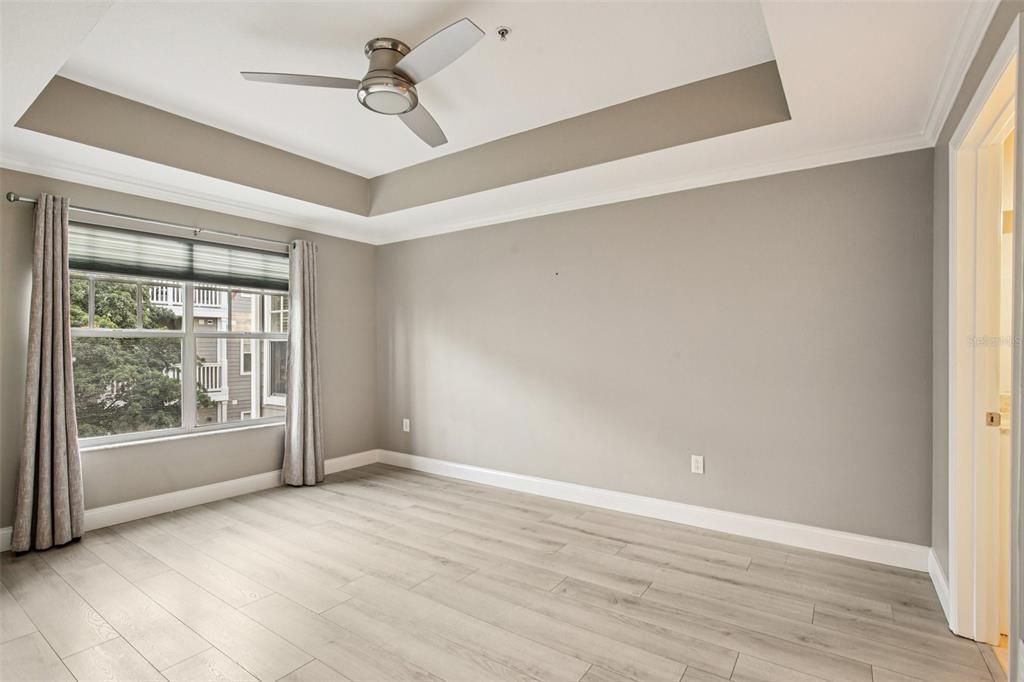 For Sale: $515,000 (2 beds, 2 baths, 1059 Square Feet)