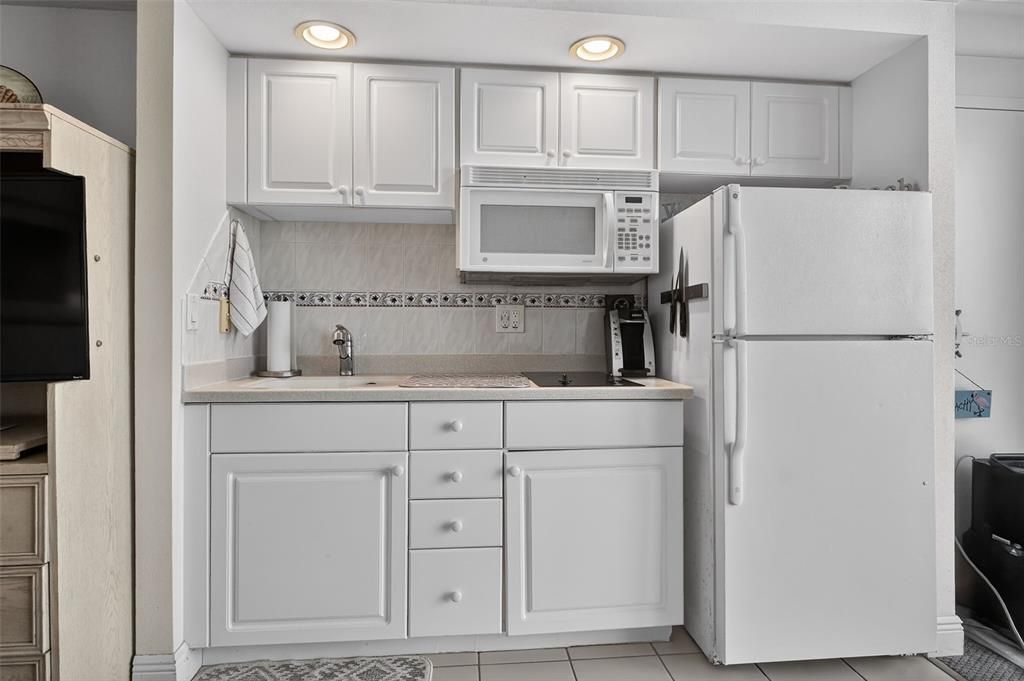 На продажу: $89,900 (0 спален, 1 ванн, 339 Квадратных фут)