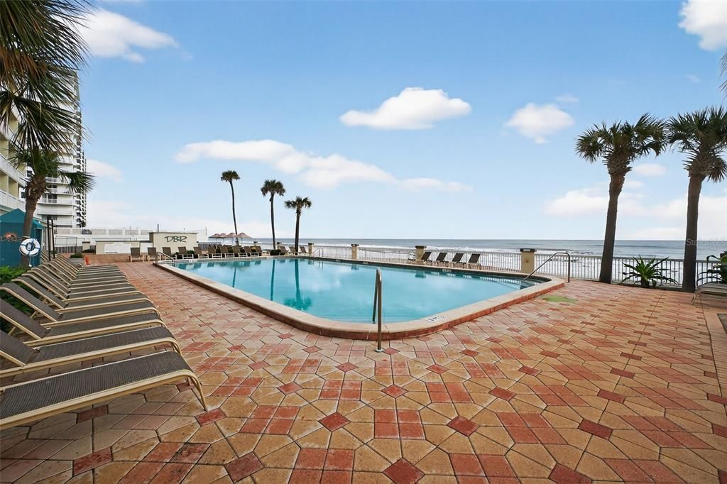 На продажу: $89,900 (0 спален, 1 ванн, 339 Квадратных фут)