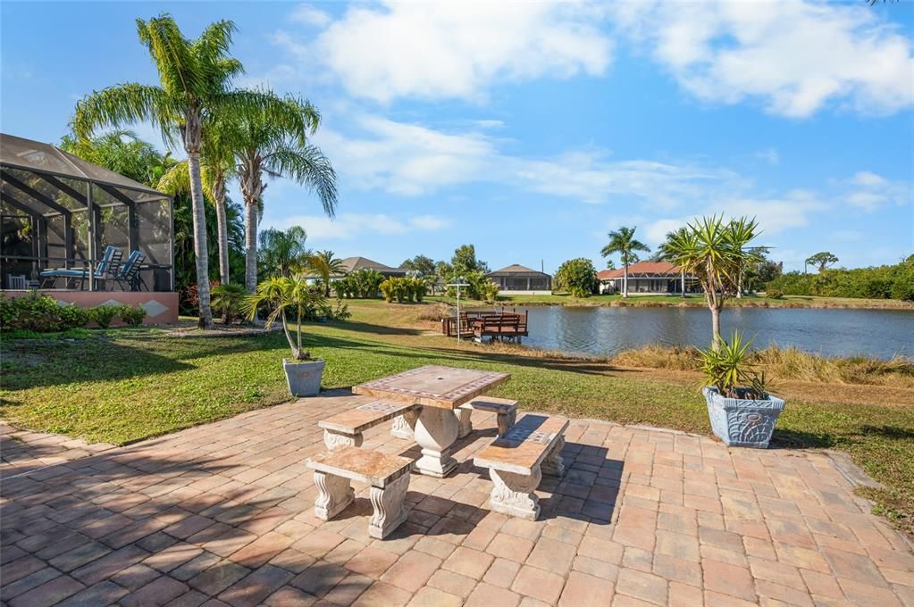 待售: $515,000 (3 贝兹, 2 浴室, 2068 平方英尺)