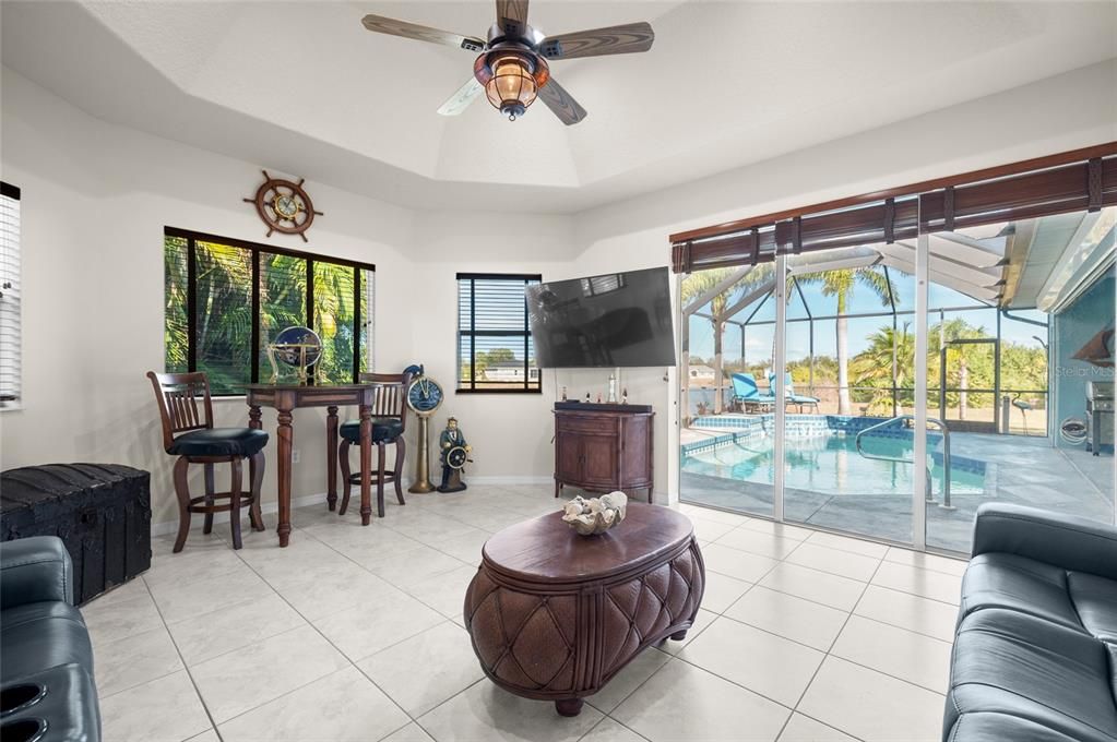 待售: $515,000 (3 贝兹, 2 浴室, 2068 平方英尺)