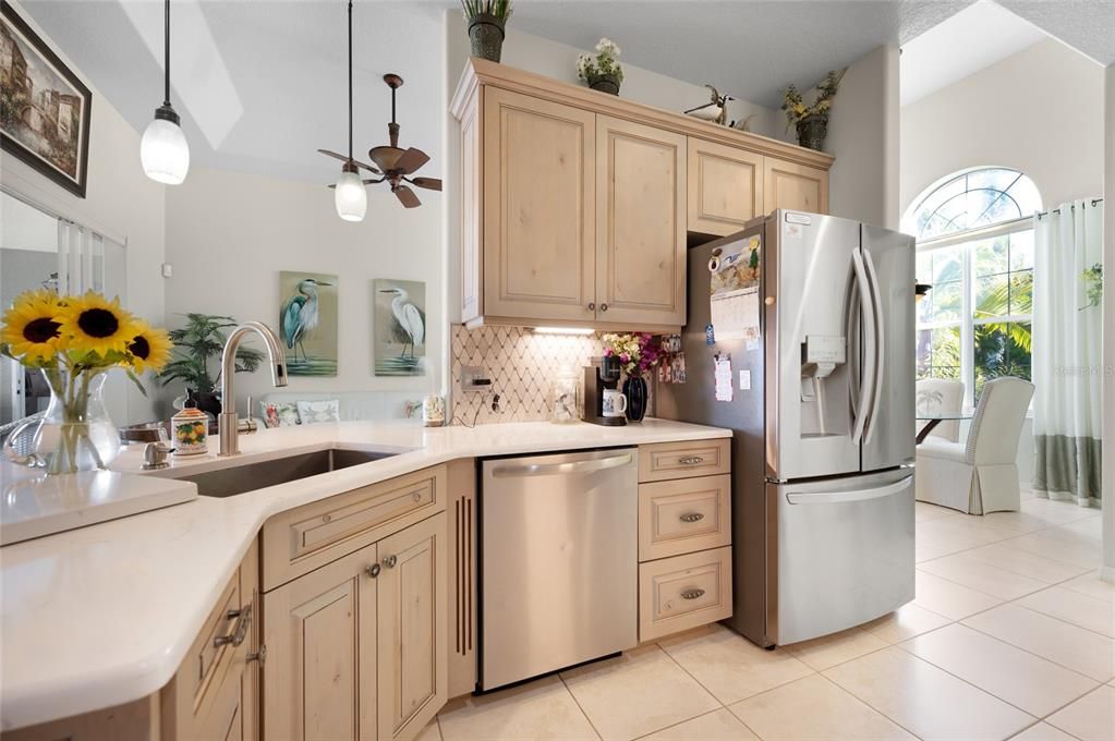 待售: $515,000 (3 贝兹, 2 浴室, 2068 平方英尺)