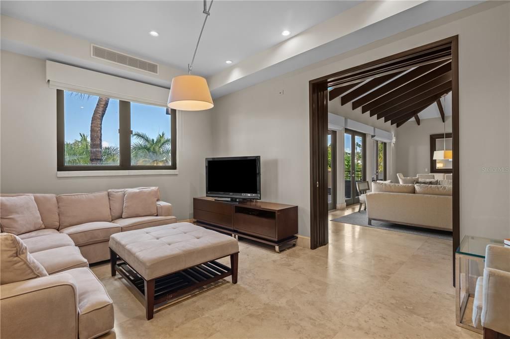 For Sale: $4,150,000 (4 beds, 4 baths, 3461 Square Feet)