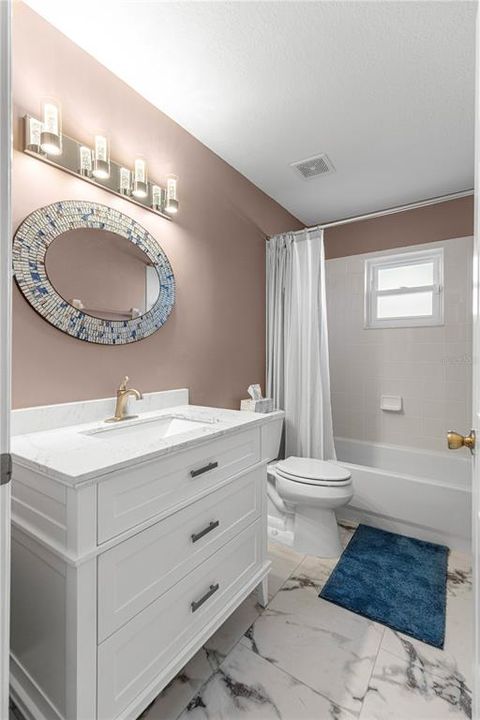 For Sale: $224,900 (3 beds, 2 baths, 1494 Square Feet)