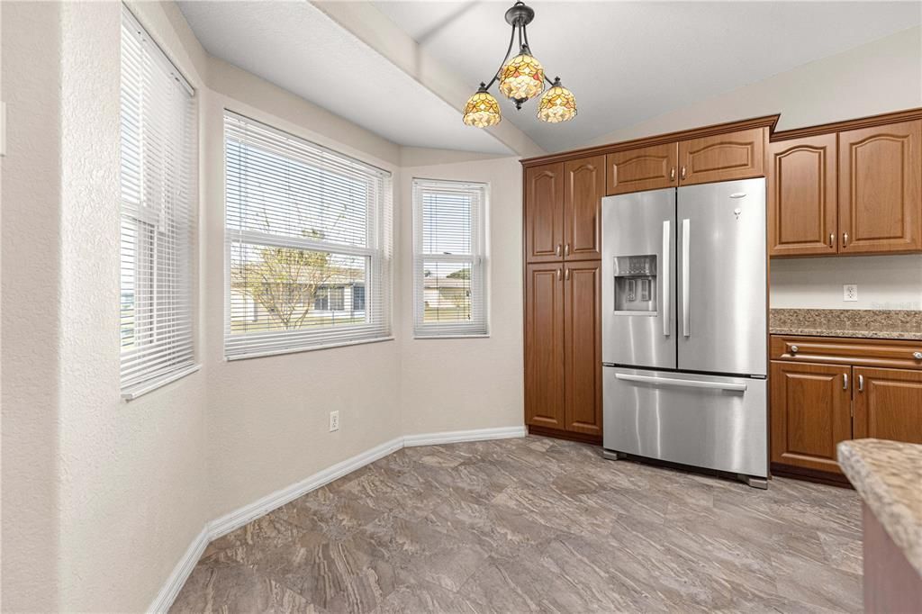 For Sale: $224,900 (3 beds, 2 baths, 1494 Square Feet)